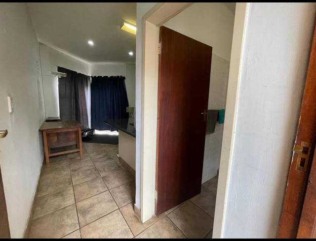 1 BEDROOM APARTMENT FOR SALE IN DASSIE RAND